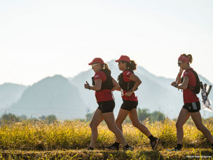 Le seul raid aventure 100% féminin et 100% solidaire où les Amazones parcourent le monde, dans un pays différent chaque année...