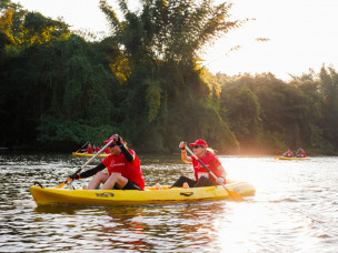 Le seul raid aventure 100% féminin et 100% solidaire où les Amazones parcourent le monde, dans un pays différent chaque année...