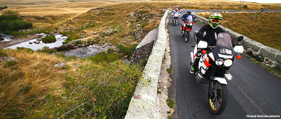 raid moustache, raid moto france, raid moto aveyron, raid moto, randonnée moto france, rando moto france, rando moto trail, rando moto offroad, randonnée moto tout-terrain, rando moto tt, moto offroad