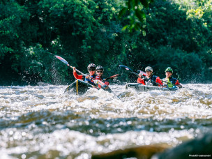Un raid multisport en Equateur c'est Huairasinchi une course d'orientation et d'aventures au programme : VTT, trekking, escalade, kayak... La course fait partie du Championnat du Monde d'aventures Multisports.