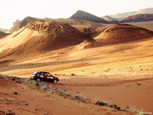 UNIRAID, raid youngtimers, aventure Maroc, navigation roadbook, Paris-Dakar, course d’orientation, voyage solidaire, rallye étudiant, défi automobile, raid automobile, raid solidaire maroc, raid auto maroc, raid maroc