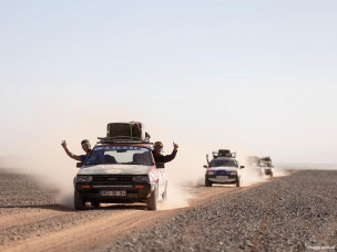 UNIRAID, raid youngtimers, aventure Maroc, navigation roadbook, Paris-Dakar, course d’orientation, voyage solidaire, rallye étudiant, défi automobile, raid automobile, raid solidaire maroc, raid auto maroc, raid maroc