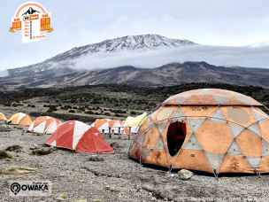kilimandjaro-aventure-defi-randonnee-trekking-trail-run-mont-mountain-landscape