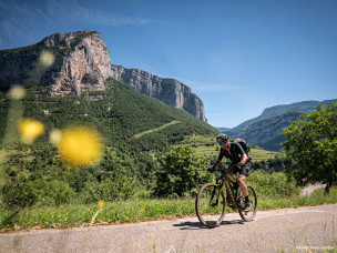 Un challenge vélo au format bikepacking pour 350 km d'épreuve tout-terrain à la découverte du Vercors ! Découvrez l'Elevation Vercors !