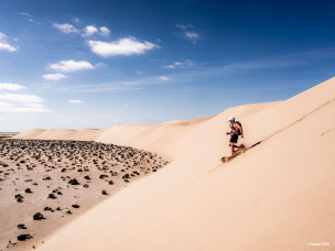 Un trail dans les dunes blanches du Maroc, 70, 100 ou 120 kms en marchant ou en courant ! 