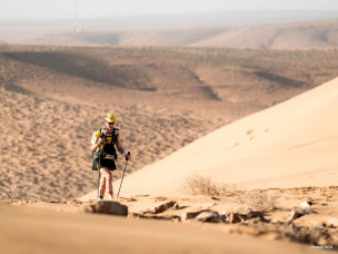 Un trail dans les dunes blanches du Maroc, 70, 100 ou 120 kms en marchant ou en courant ! 