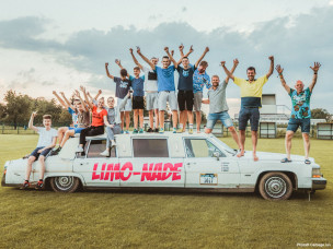 Carbage Run, road trip Europe, vieilles voitures, aventure automobile, rallye déjanté, raid auto europe, voitures personnalisées, défi automobile, road trip insolite, traversée de l’Europe, raid auto