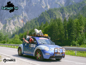 Carbage Run, road trip Europe, vieilles voitures, aventure automobile, rallye déjanté, itinéraire 2025, voitures personnalisées, défi automobile, road trip insolite, traversée de l’Europe