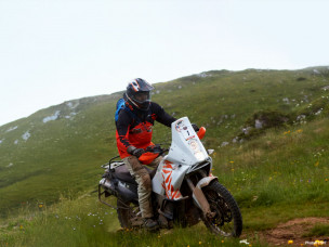 HWT, Hard Wallonia Tour, aventure moto trail, randonnée moto Belgique, rando moto, rando moto belgique, raid moto Liège, trail longue distance, moto off-road, GPX moto Belgique, navigation moto, événement trail