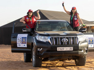 Nour Rallye Raid, rallye 100 % femmes, rallye solidaire Maroc, aventure Merzouga, raid désert, événement féminin, autonomie, sécurité rallye, solidarité africaine
