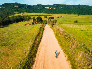 Gravel Hills Brésil, aventure gravel Brésil, bikepacking Brasil, gravel bike trail, Paraty Climb, Garganta do Registro, voyage vélo Amparo, cyclisme gravel Brésil, expédition vélo tropicale, randonnée gravel Amparo