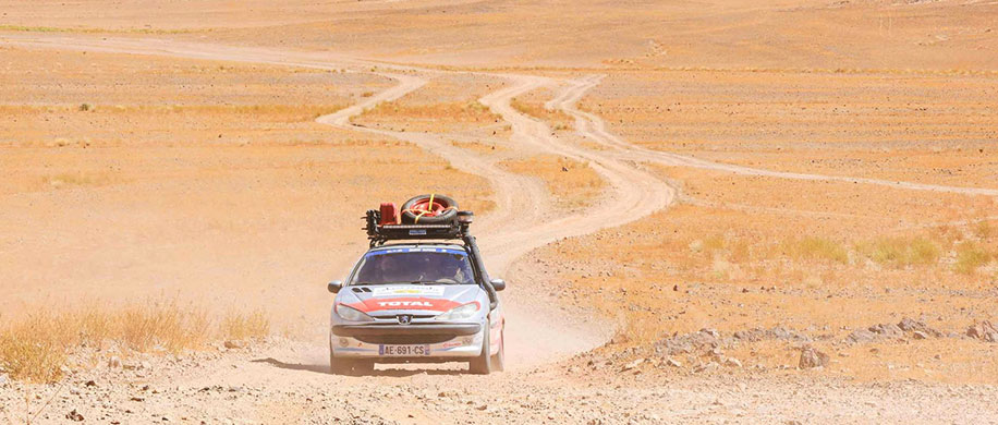 Un raid en Peugeot 206 au maroc : le 206 Raid !