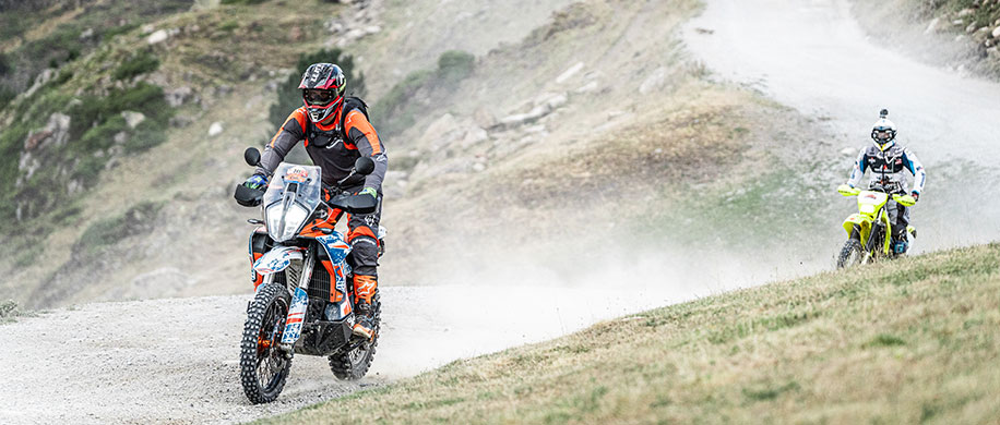 Rodibook : une aventure en moto dans les Pyrénées