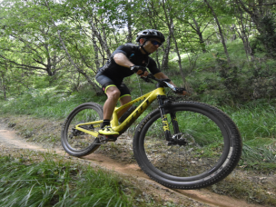 Découvrez l'Ariégeoise VTT ! Une rando VTT montagne 100% plaisir et technique au cœur des Pyrénées. 4 parcours de 32 à 80km (ouverts aux VTTAE). Toutes les infos sur Owaka.