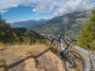Entre Champsaur et Valgaudemar, la montagne devient ton plus beau terrain d’expression à Vélo. Découvrez Altitude Gravel Champsaur Valgaudemar pour un parcours de 165km en septembre ! 