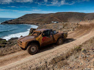 Baja 1000, course off-road Mexique, rallye-raid tout-terrain, SCORE International, aventure moto désert, Trophy Truck, rallye désert Basse-Californie