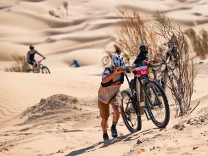 Tembaine Desert Rally : rallye-raid en e-bike à travers le désert tunisien en 6 étapes.