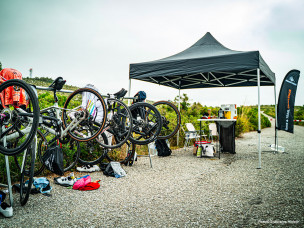 Bike & Trail Challenge Mont Ventoux : vélo et trail en 3 étapes sur le Géant de Provence, au départ d'Avignon. Aventure outdoor non compétitive sur owaka.com.