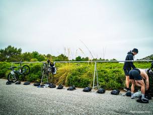Gravel & Trail Challenge Costa Brava : gravel et trail en 3 étapes entre les massifs de Cadiretes et Gavarres. Aventure outdoor non compétitive, sur owaka.com.