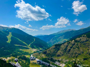 Creand Titan Mountain Andorra : la Titan World Series débarque en Andorre en juin 2027. 100km de VTT en 3 jours : prologue et 2 étapes, hébergement et repas inclus.
