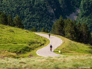 ALTRIMAN 2027 : triathlon de montagne dans les Pyrénées en 4 formats, du Sprint au Full XXL (3,8 km, 193 km, 42 km). 10-11 juillet. Découvrez la fiche.