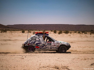 Raid Peugeot 205, 205 Trophée Maroc, Peugeot 205 Dakar 1987, Raid youngtimers Maroc, tout terrain Peugeot 205, Raid automobile technique, Navigation GPS 205 Trophée, Rallye Peugeot désert, Raid solidaire Maroc